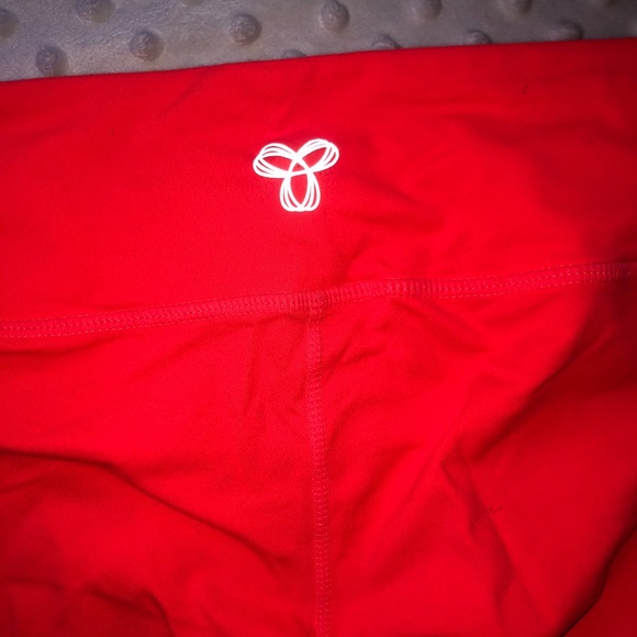 TNA Leggings - Picture 4 of 4